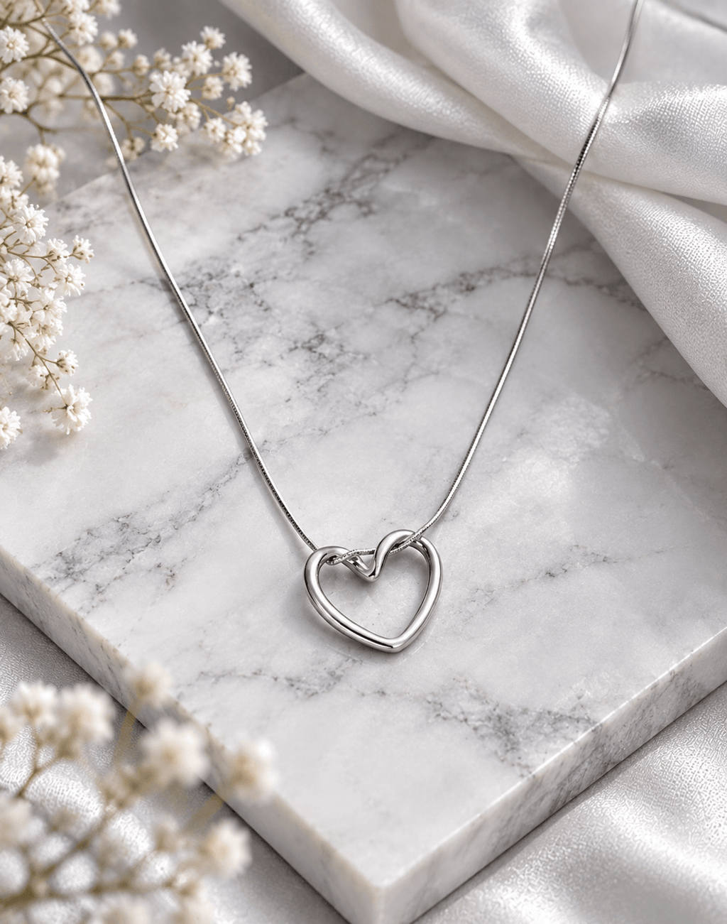 Lunara Silver Heart Necklace | TRNNK6