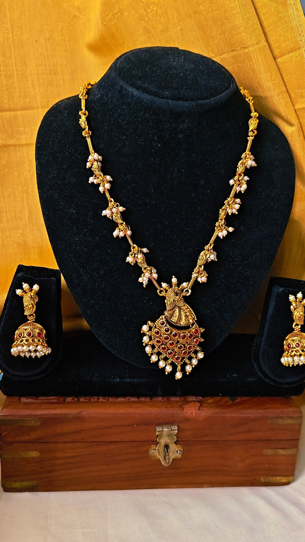 Antique Mayura Pearl Elegance Set | TRDNK-79