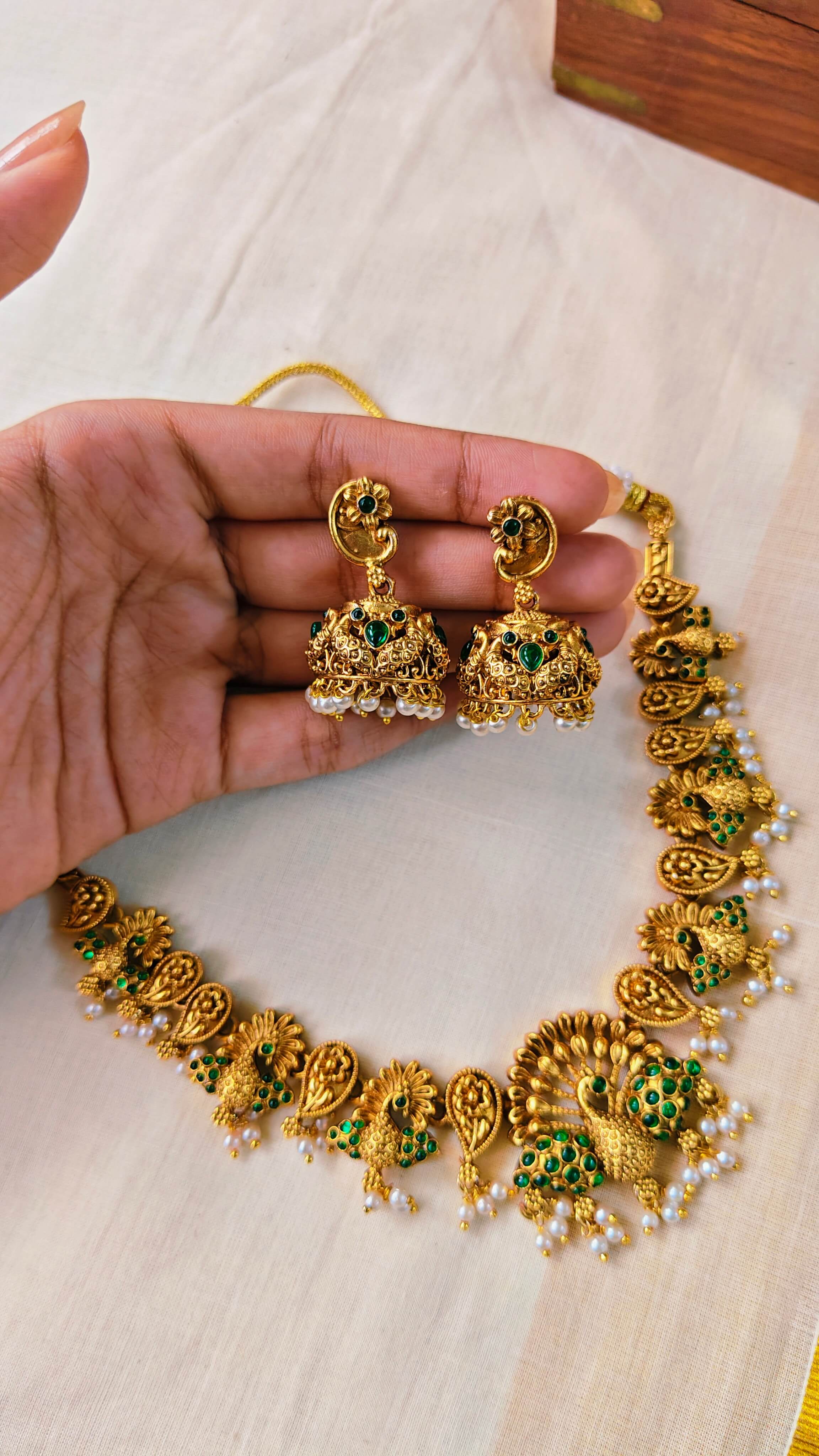 Harini Antique Necklace Set | TRDNK65