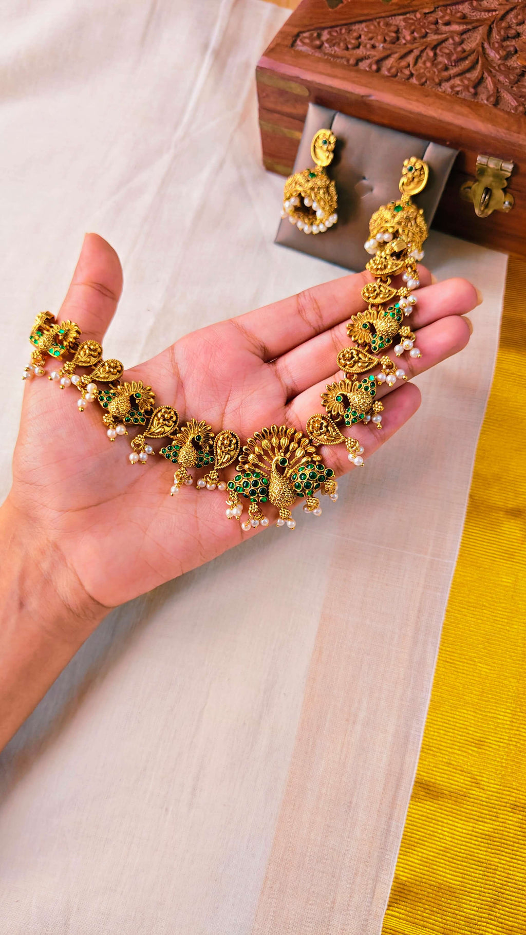Harini Antique Necklace Set | TRDNK65