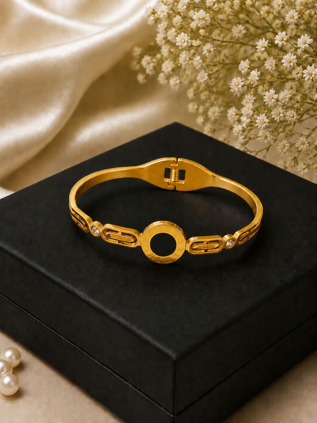 Anti Tarnish Round Pattern Bangle