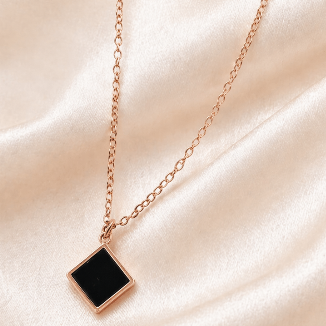 Rose gold chain with diamond shaped pendant