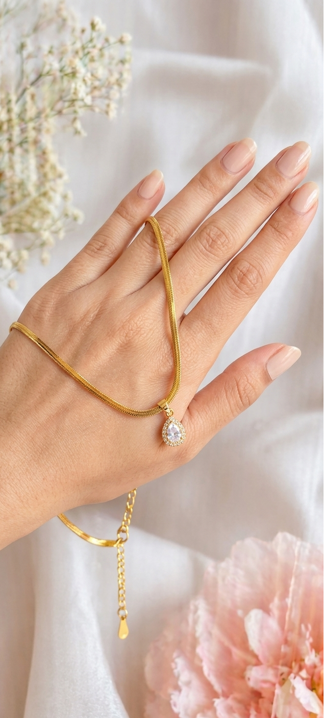 Gold Plated Snake Chain With a Drop Shaped Pendant