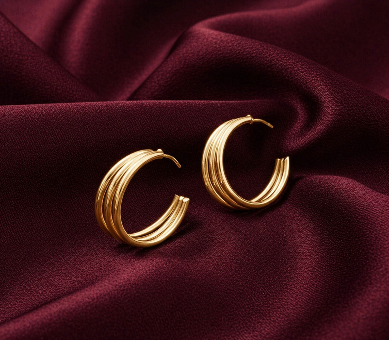 Gold plated stylish hoop earrings