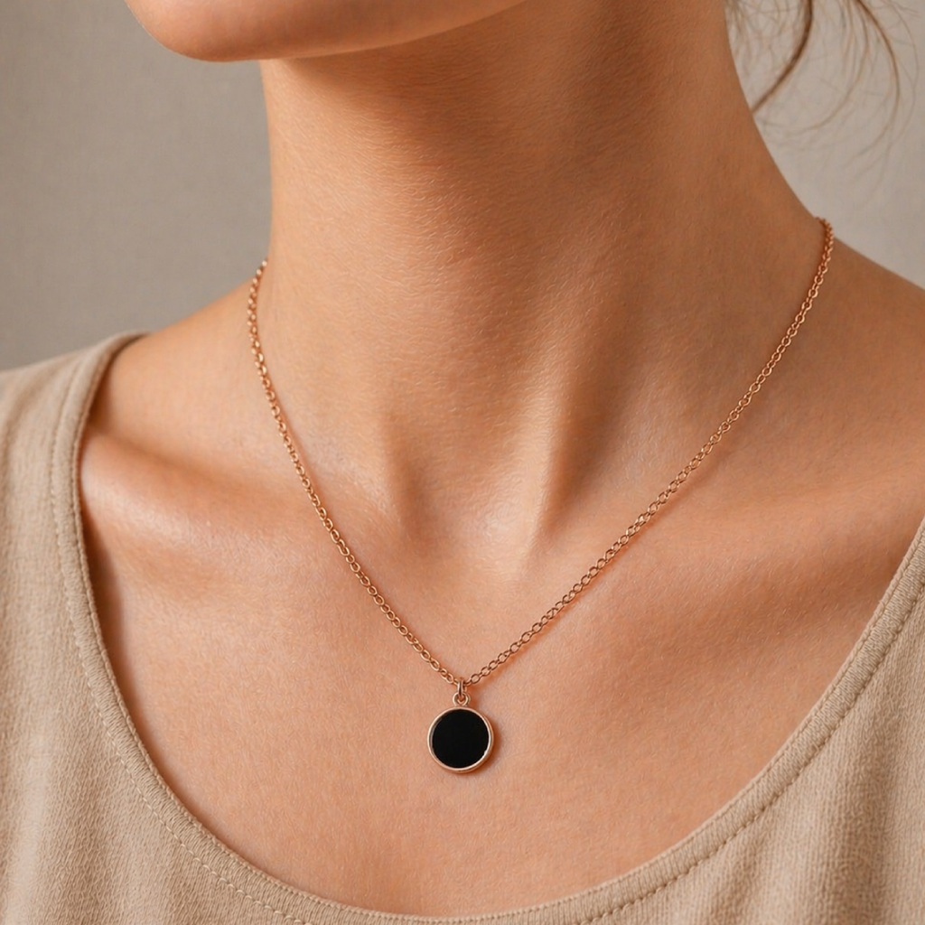 Rose gold chain with round shaped pendant